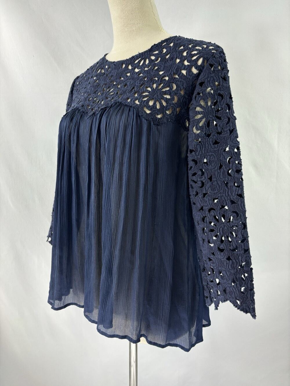 Sea New York Swing Top Navy Blue 4 Short Sleeve Lace